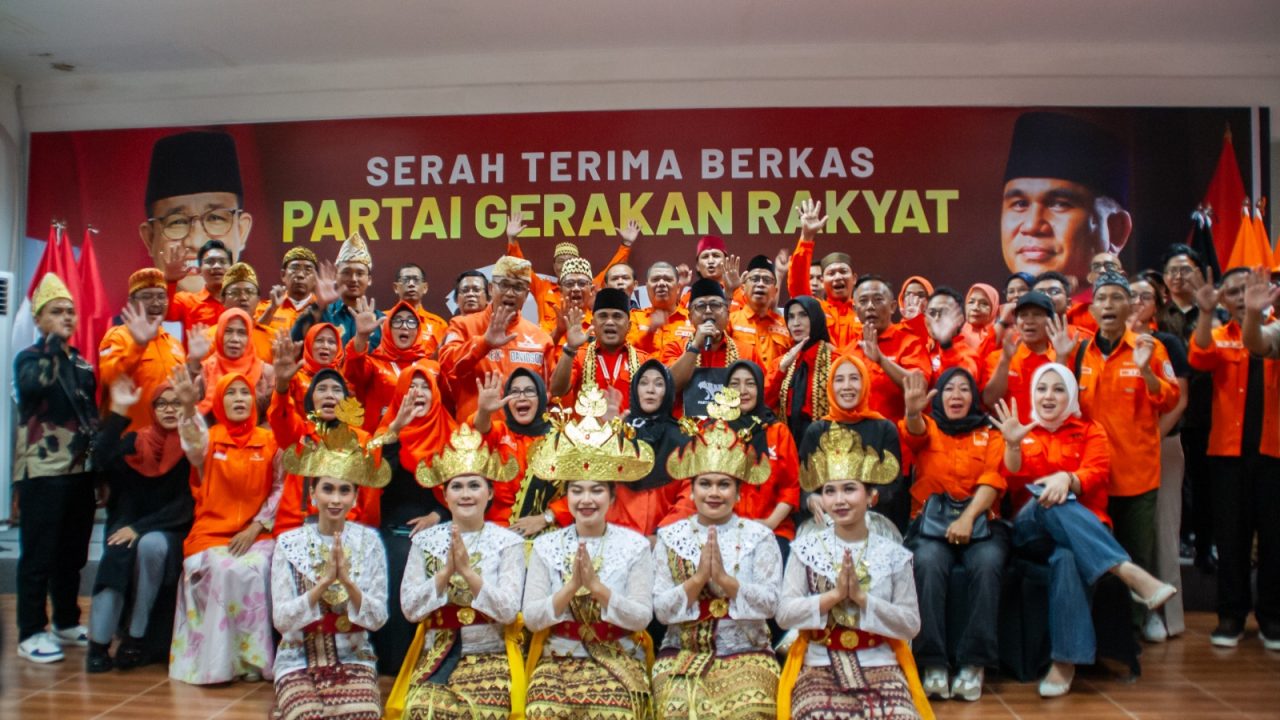 Gerakan Rakyat Lampung Jadi Provinsi Kesembilan Serahkan Berkas Legalitas Partai ke DPP