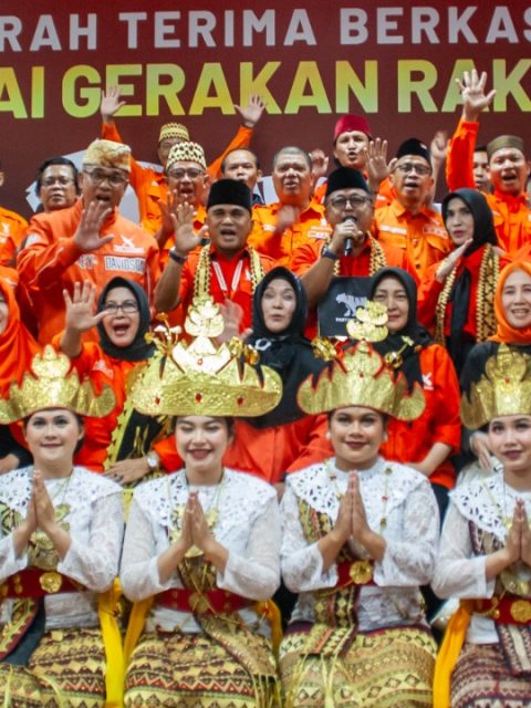 Gerakan Rakyat Lampung Jadi Provinsi Kesembilan Serahkan Berkas Legalitas Partai ke DPP Gerakan Rakyat Lampung Jadi Provinsi Kesembilan Serahkan Berkas Legalitas Partai ke DPP