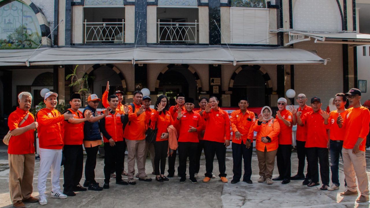 Dihadiri Ketum Sahrin, Gerakan Rakyat Sukses Gelar Donor Darah di Bekasi