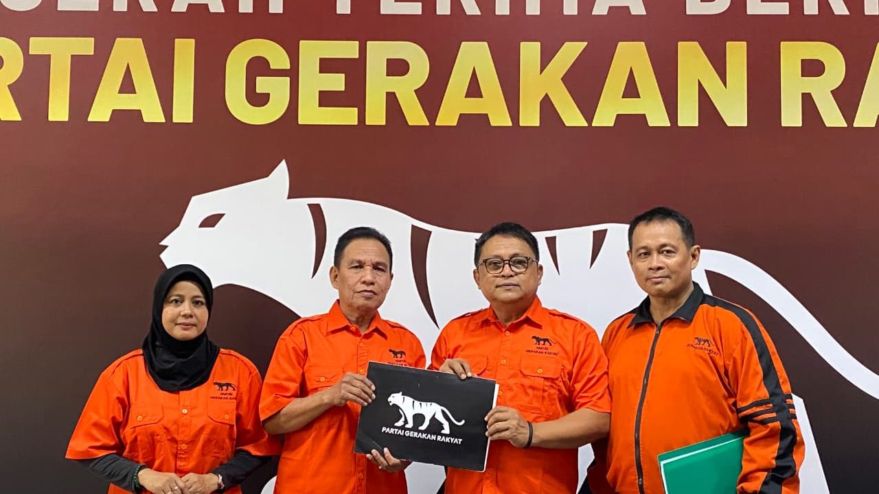 DPW Gerakan Rakyat NTT Resmi Serahkan Berkas Legalitas Partai Politik ke Pusat