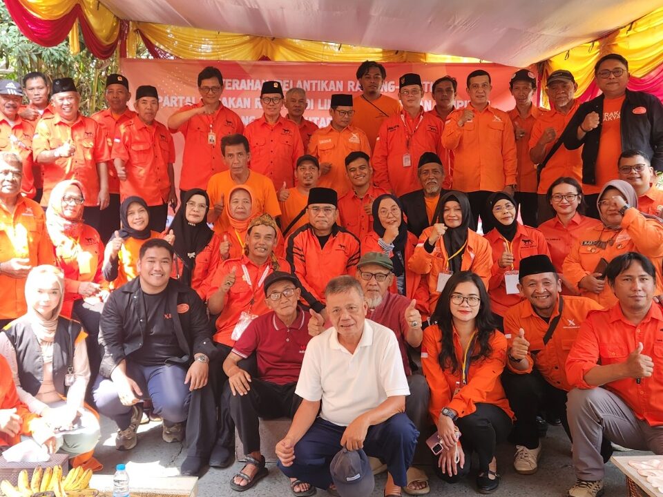 Konsolidasi di Bekasi Utara, Gerakan Rakyat Serahkan SK Kepengurusan Tingkat Kelurahan dan Sayap Pemuda